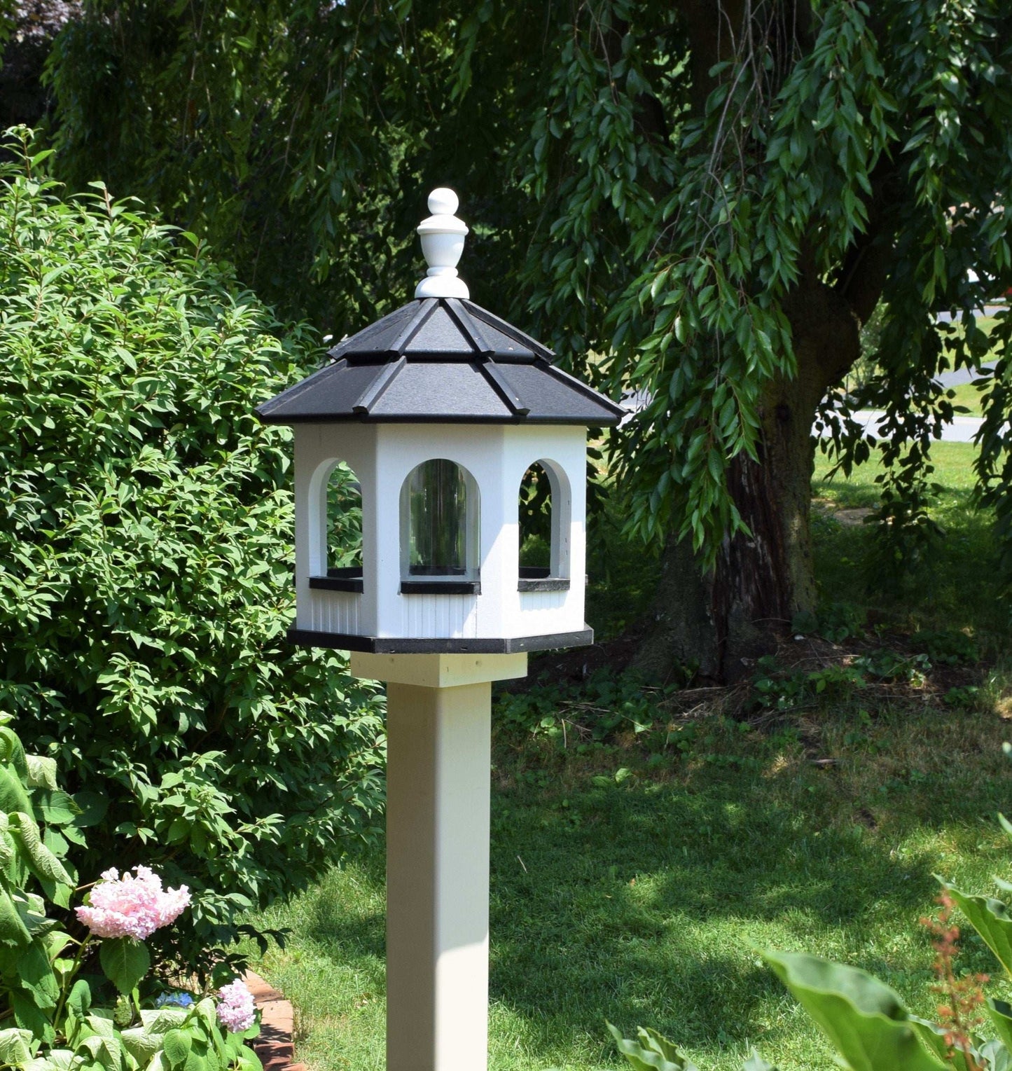 small poly octagon bird feeder white and black