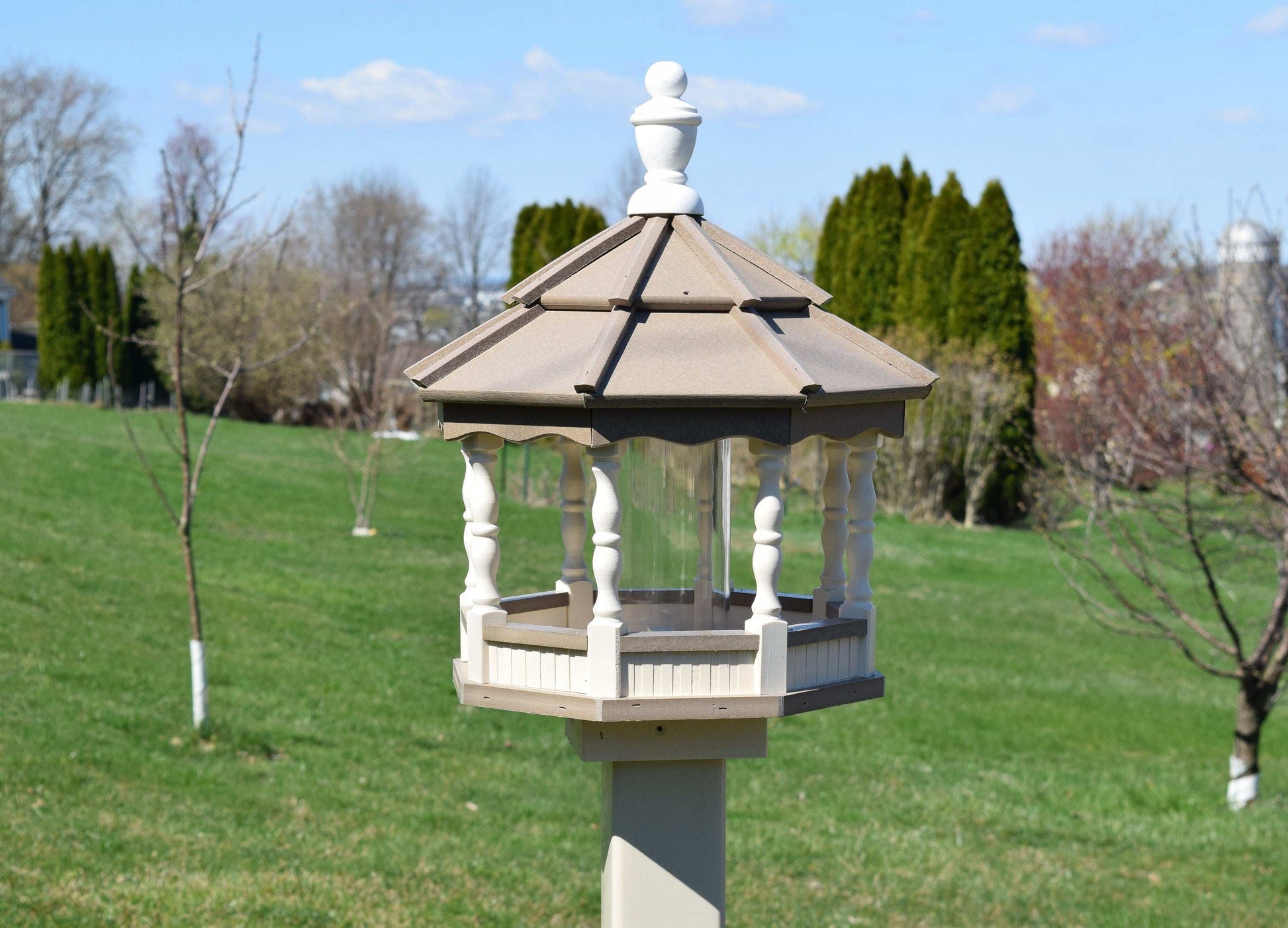 small poly spindle bird feeder white and clay