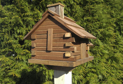 back of log cabin bird house